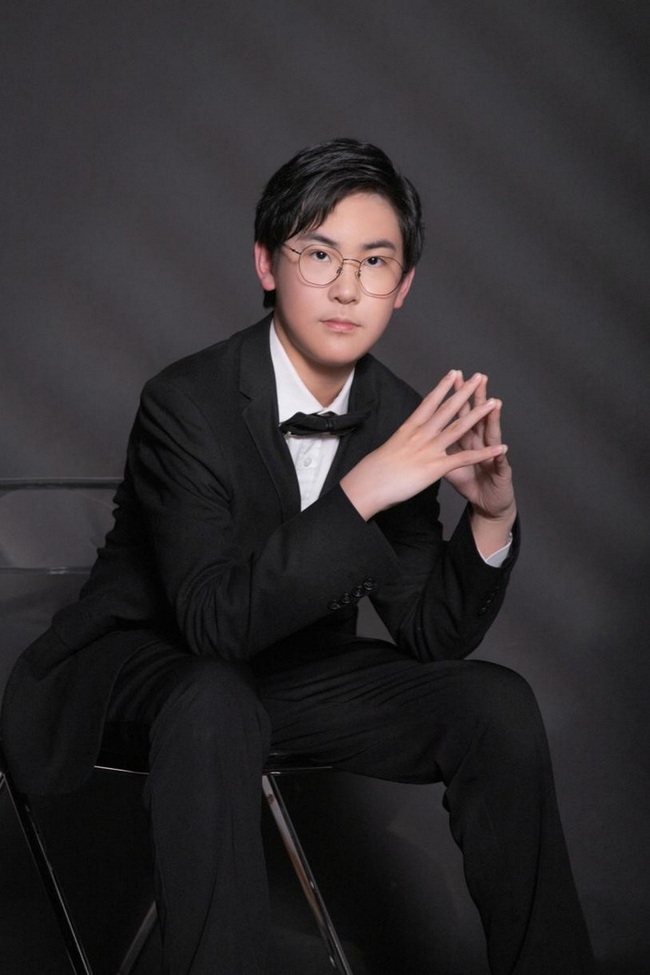 喜报!附中学子在2023年保加利亚国际青少年演奏家比赛中再创佳绩! 喜报!附中学子在2023年保加利亚国际青少年演奏家比赛中再创佳绩!