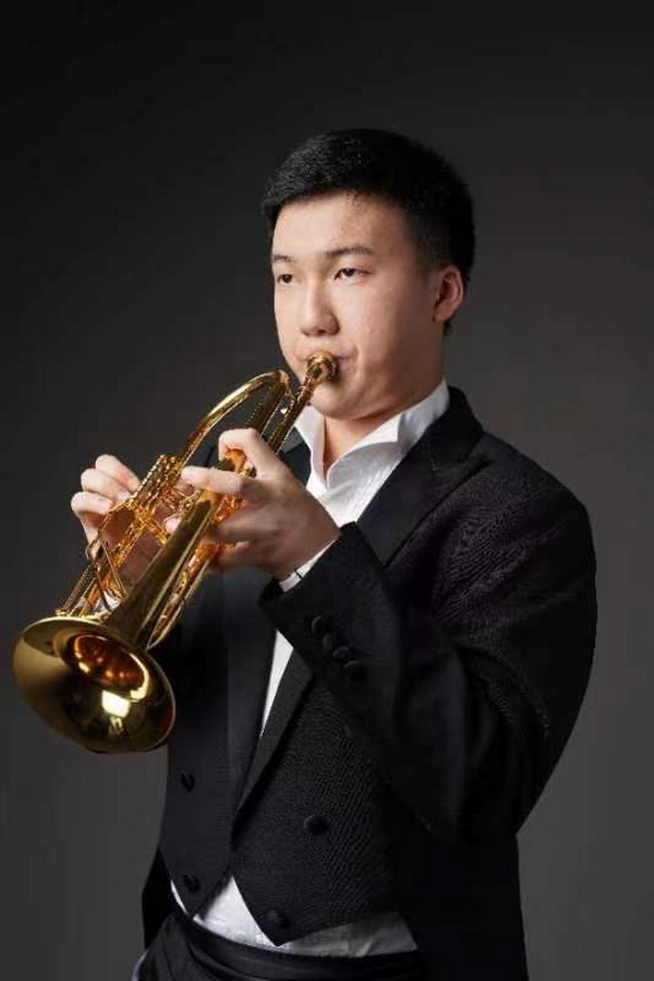 喜报 热烈祝贺意昂4附中高一学生吴雨霖获意大利（乌迪内）27届国际青年音乐演奏大赛斩获佳绩！