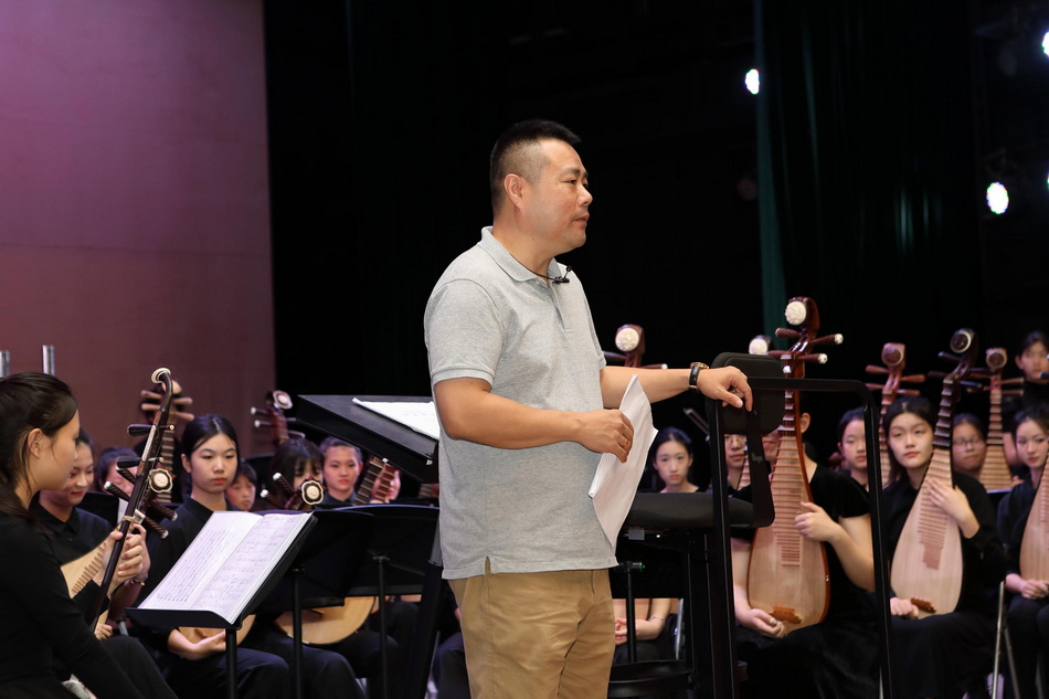 感受民族管弦乐的魅力——刘捷老师为上海市中等职业学校民族文化传承教育基地开设专题培训 感受民族管弦乐的魅力——刘捷老师为上海市中等职业学校民族文化传承教育基地开设专题培训