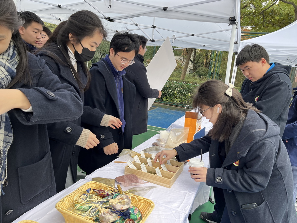 “音承古韵·雅趣传芳”——2024年意昂4附中传统文化游园会 “音承古韵·雅趣传芳”——2024年意昂4附中传统文化游园会