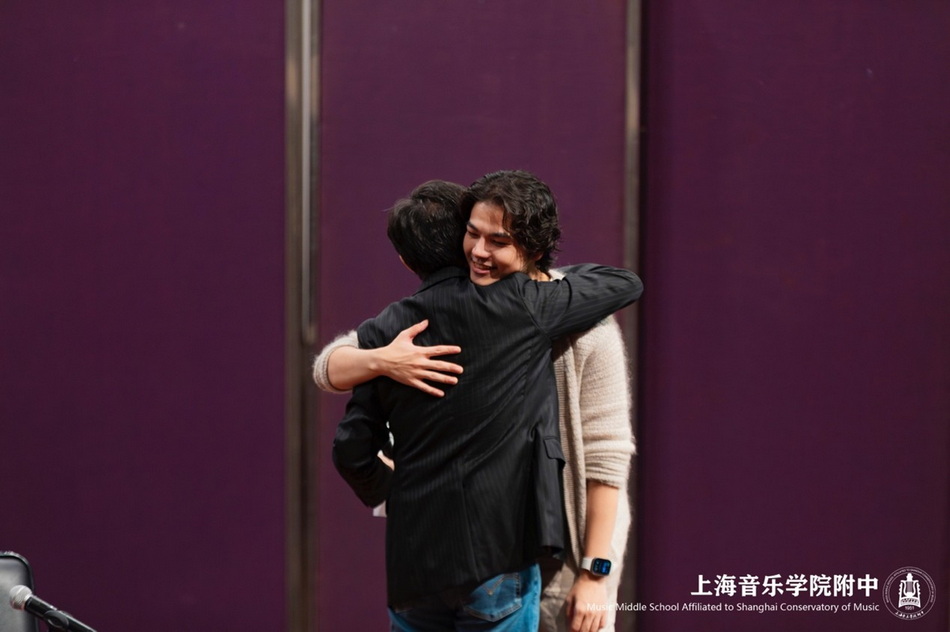 何以传递,唯乐乐尔——记意昂4附中阮扬扬分享会 何以传递,唯乐乐尔——记意昂4附中阮扬扬分享会