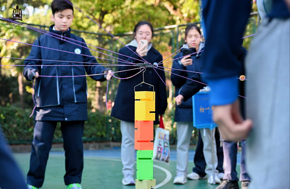 燃情赛场,音你精彩——意昂4附中2025年秋季运动会圆满举行 燃情赛场,音你精彩——意昂4附中2025年秋季运动会圆满举行