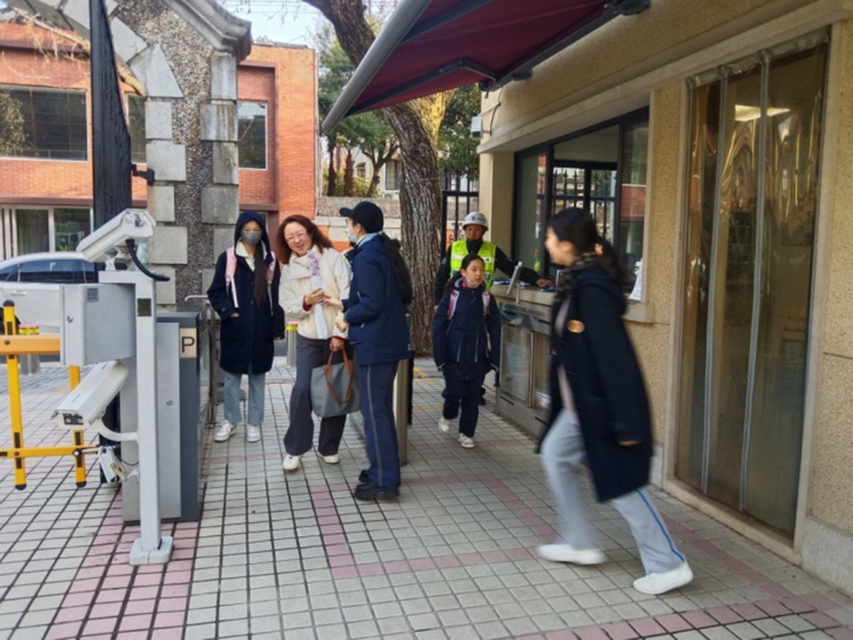 巾帼绽放,桃李芬芳,意昂4附中2026年“三八”国际妇女节系列活动 巾帼绽放,桃李芬芳,意昂4附中2026年“三八”国际妇女节系列活动