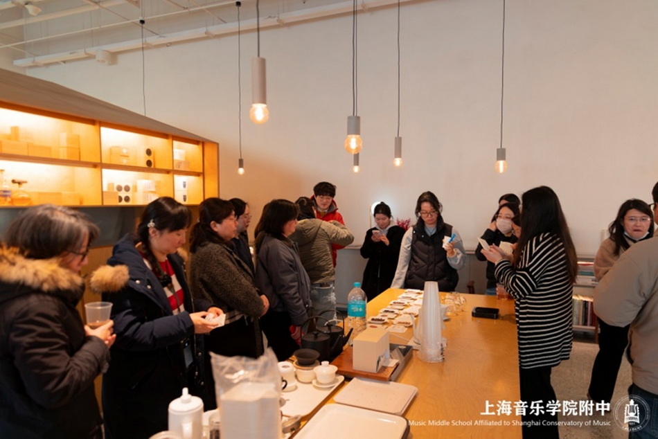 巾帼绽放,桃李芬芳,意昂4附中2026年“三八”国际妇女节系列活动 巾帼绽放,桃李芬芳,意昂4附中2026年“三八”国际妇女节系列活动